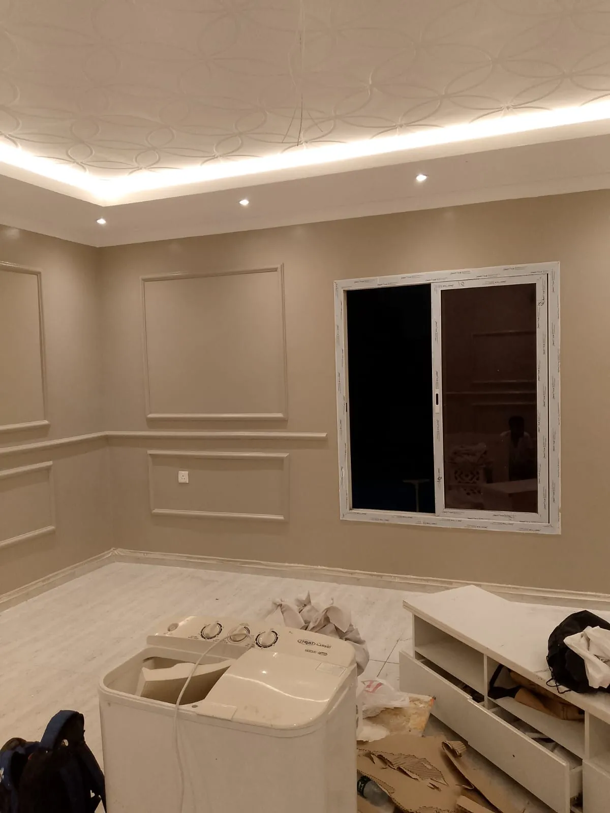 معلم دهانات وديكورات حي الإسكان بالرياض 
