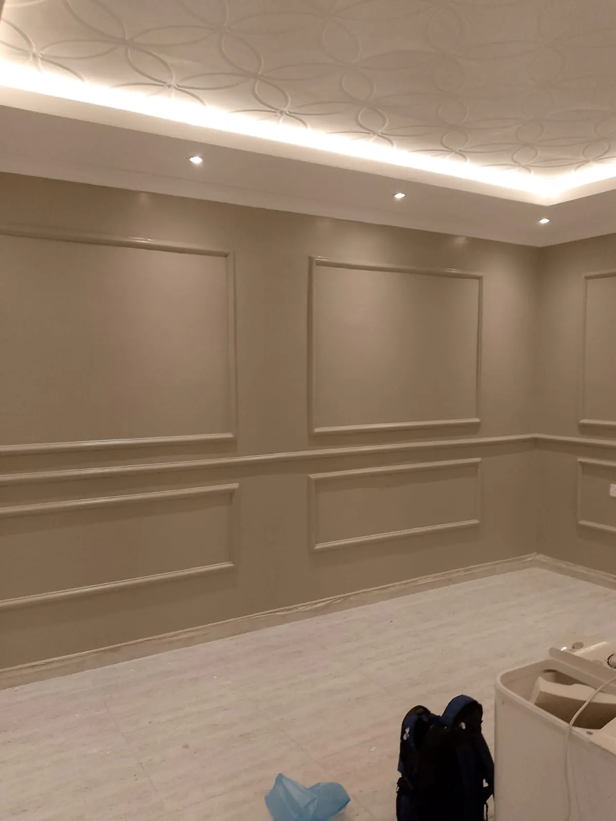 معلم دهانات وديكورات حي الإسكان بالرياض 