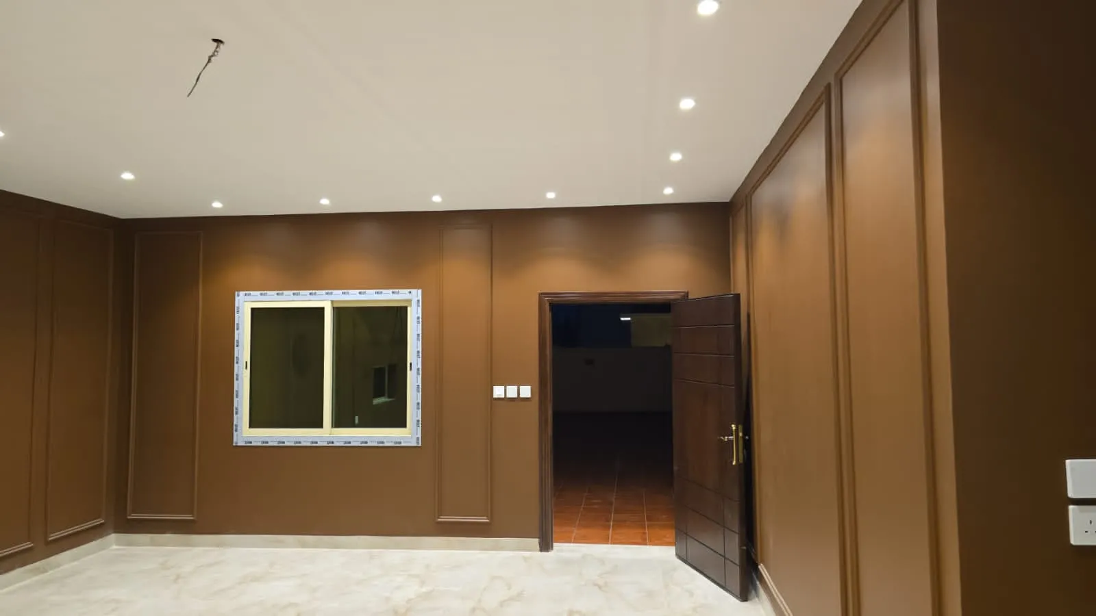 معلم دهانات وديكورات حي الإسكان بالرياض 