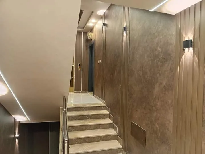معلم ديكورات حي المنصورية في وسط مدينة الرياض