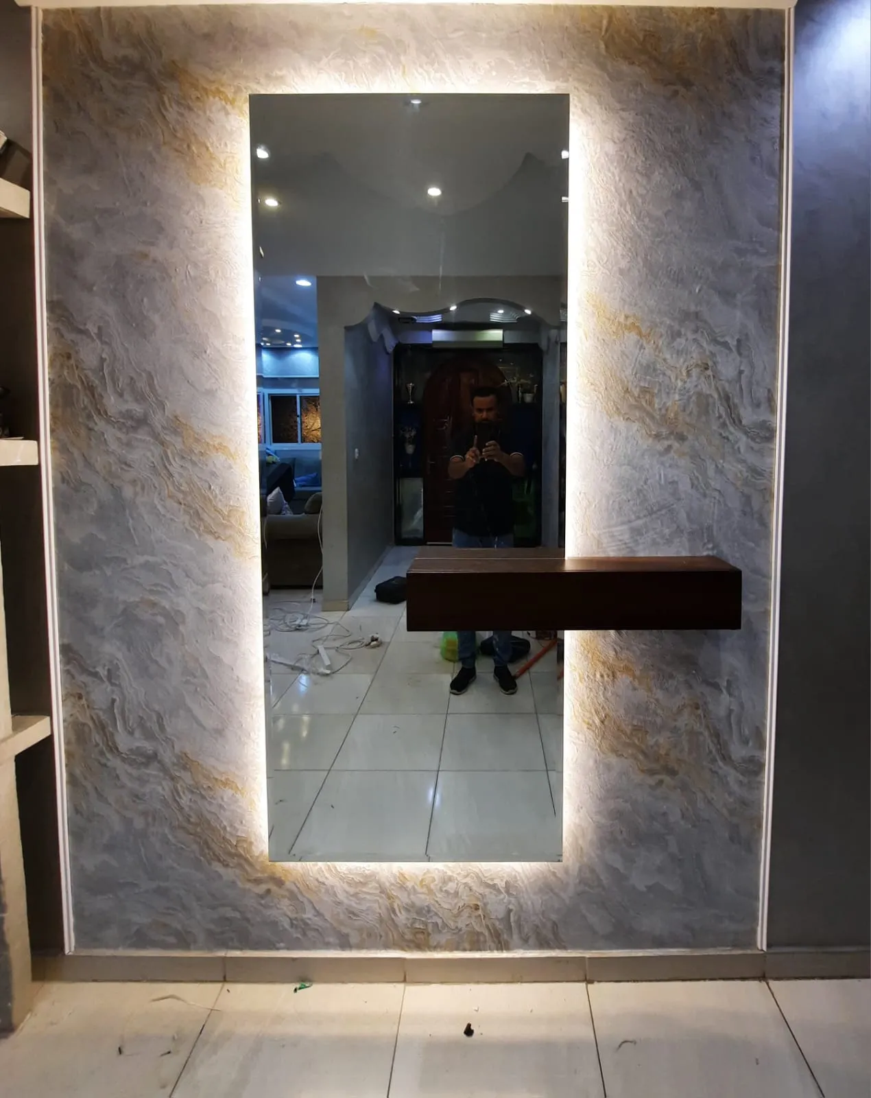 دهانات وديكورات عصرية وديكورات مرايا حديثة ومبتكرة لعام2026 