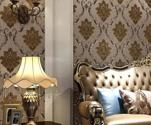 معلم تركيب ورق حائط بخبرة أكثر من 10 سنوات بالرياض