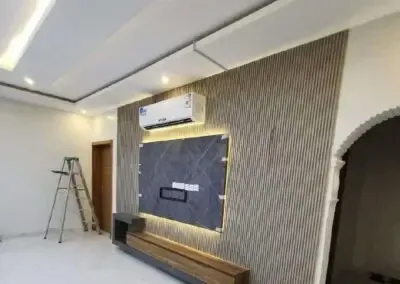 ديكورات شاشات خشبية بسيطة في حي دار البيضاء بالرياض 