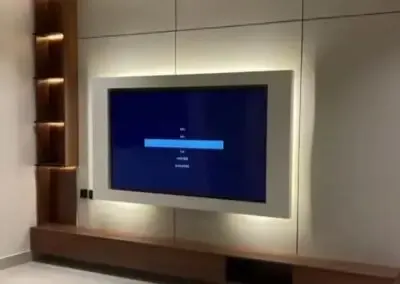 ديكورات شاشات خشبية بسيطة في حي دار البيضاء بالرياض 