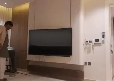 ديكورات شاشات خشبية بسيطة في حي دار البيضاء بالرياض 