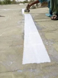 معلم العوازل والدهانات والترميم في حي نمار ولبن بالرياض 