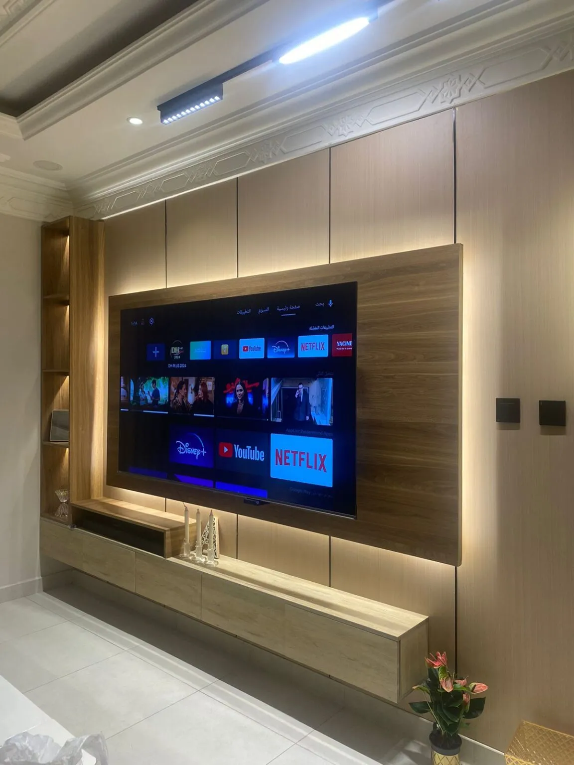 معلم دهانات وديكورات فوم وبديل الشيبورد ودواليب في حي الملز 